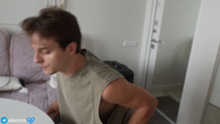 He_wanted_to_leave_but_something_went_wrong.mp4