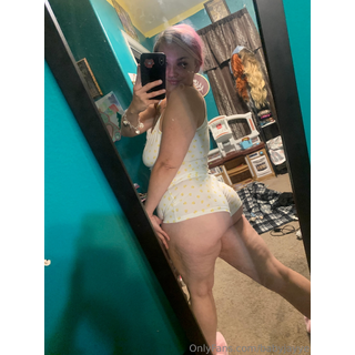 babyjayye_Happy_hump_day_😌🫶🏽_4392436328.jpeg