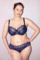 becky-blue-lingerie-2018-v0-8xodgddt8m7h1.webp