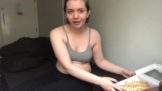 217977376_wow-another-video-of-a-chubby-girl-eating-pie-and-rambling_0.m4v