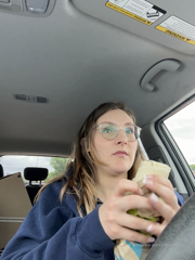 621589920_a-quick-car-burrito-before-grocery-shopping_0.mp4