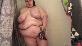 151309112_i-might-need-some-help-getting-clean_0.m4v