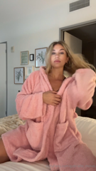 0hzv85bzrnxd939782qxg_source.mp4