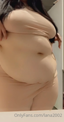 220775183_i-just-love-playing-with-all-this-sexy-fat_0.m4v