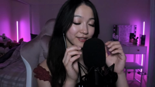 [20260324] ASMR Comforting Kisses & Gentle Mic Scratches 💓 - 634561029.mp4