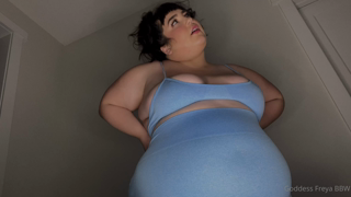 465780316_fat-fitness-trainer-shames-you-for-getting-too-fat-you-de_0.mp4