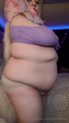 996279150_jiggly-piggy_0.mp4