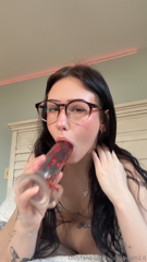 1552978568_new-solo-vids-1-5-mins-fuck-machine-in-doggy_2.mp4