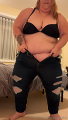 1451971577_watch-a-video-of-me-trying-to-fit-into-the-jeans-and-then_1.mp4