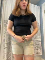 248953506_trying-on-clothes-that-i-wore-when-i-was-chunky-before-goin_0.m4v