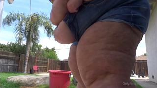 190319440_belly-too-big-15-pics-1-vid-fuck-i-keep-outgrowing-all-m_14.m4v