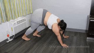332716361_tomorrow-comes-the-most-pathetic-attempt-at-a-workout-you-ve_5.mp4