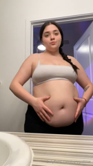 1576747935_feeling-plump_0.mp4