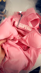 721576574_got-some-new-cosplays-which-one-do-you-wanna-see-first_0.m4v
