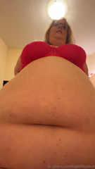 1178414984_ever-wonder-what-it-would-be-like-to-have-a-500-pound-woman_0.mp4
