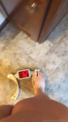 3182099_morning-weigh-in-session-from-356-to-365-a-gain-of-9-lbs-wat_0.mp4