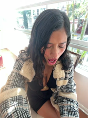sexi_noemi_Stripchat_20260506_164750.mp4