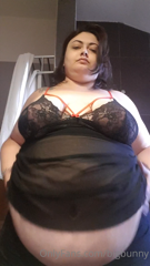 43018260_do-you-like-to-see-my-belly-boucing_0.m4v