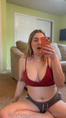 613506371_im-back_0.mp4