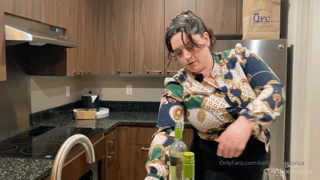 273320475_you-guys-im-doing-something-a-little-new-and-different-wit_1.mp4