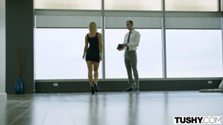 Tushy 2015.07.20 Ash Hollywood - Sexy Blonde Escort Gives Up Her Ass for Her Client [1080p].mp4