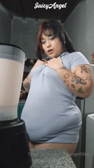 713264659_getting-fat-with-shakes-and-burgers-i-am-on-the-way-to-ga_0.mp4
