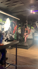 518082627_happy-valentines-day-these-are-the-behind-the-scenes-from-m_1.m4v