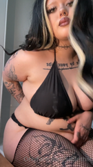 618761670_i-love-watching-how-fat-i-am-when-i-edit-my-videos-my-gut-i_0.m4v