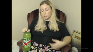 94126006_wanna-watch-me-guzzle-down-2l-of-mt-dew-and-burp-to-my-piggy_0.mp4
