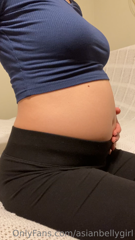 559385665_after-eating-i-already-felt-so-full-i-easily-ate-2-large-d_7.m4v