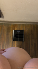1674706791_its-weigh-in-wednesday-and-as-you-can-tell-i-need-to-be-a_0.mp4