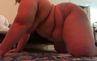 817095582_obviously-i-am-super-proud-of-my-belly-but-my-favorite-part_4.m4v