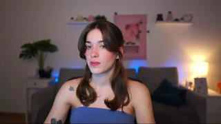 kissiecat_myfreecams_2026-05-19_13-10-51-676-1.mp4