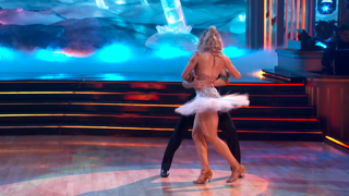 Amber Glenn’s Premiere Night Cha Cha ¦ Dancing with the Stars - 16.09.2026.mp4
