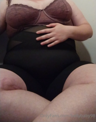 181198036_god-i-m-such-a-fatty-watch-my-flabby-belly-just-flop-out-of_3.m4v