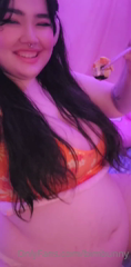 486267848_had-3-super-fat-sushi-rolls-a-fat-brisket-pho-that-filled-a_1.m4v