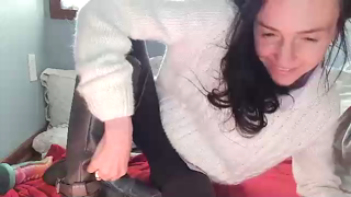 lilrosiedoll_2025-02-17_19-25-39_449.mp4
