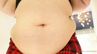 389728257_stairs-are-a-fat-girl-worst-enemy_0.m4v