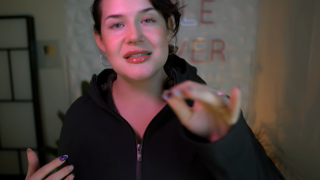 20211018-ASMR_Getting_you_fitted_for_a_winter_coat_measuring_asmr-auS3IfAxqLY.mkv