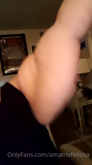 21324984_arm-fat-play-my-personal-favorite-roll-on-my-body-and-some_12.m4v