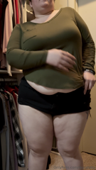1206920913_i-just-love-to-have-a-big-belly-to-play-with_1.mp4