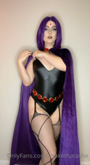 172972636_tip-15-and-dm-me-for-this-raven-cosplay-strip-twerk-video_0.m4v