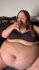 502467100_cumm-have-a-snack-with-this-big-soft-belly-maybe-you-can-ru_0.m4v