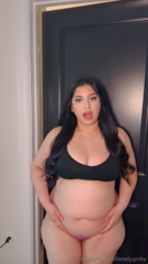 1535921627_i-will-respond-to-all-dms-soon-im-back-baby_0.mp4