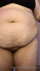 33511323_slow-mo-belly-play-would-you-squish_0.m4v