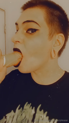 1291314033_aaaaaaall-power-succ-i-wish-it-was-a-real-dick-tho_0.mp4