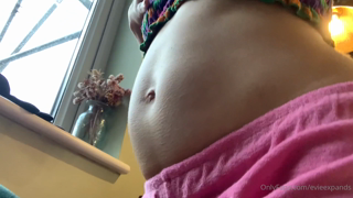 369585097_my-over-stuffed-bulge-having-a-little-dance-then-a-rest_0.m4v