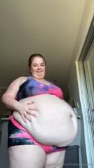 899500772_ohhhh-my-god-imagine-using-a-big-belly-filter-also-i_0.mp4