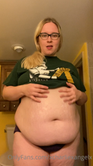 86432534_merry-christmas-heres-a-pre-christmas-belly-play-ill-be_0.m4v