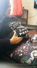 85792075_slow-motion-of-me-playing-with-my-belly-i-really-love-this_0.mp4